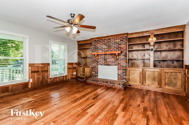 Photo - 6917 Forest Manor Dr