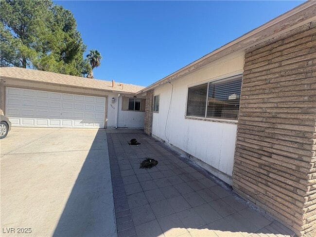 Building Photo - 8008 Cureton Cir Rental