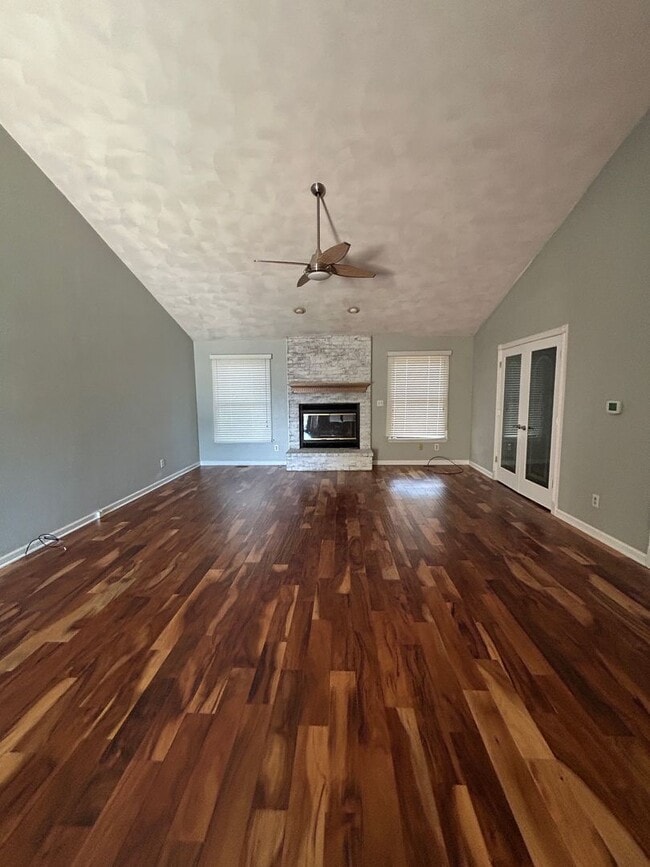 Photo - Lovely Home for Rent