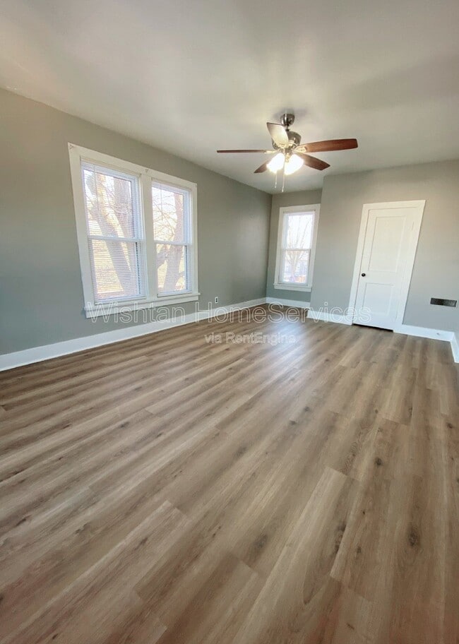 Photo - 236 W Washington St Unidad 3