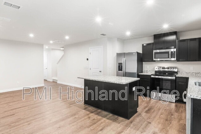 Photo - 828 Knox Crst