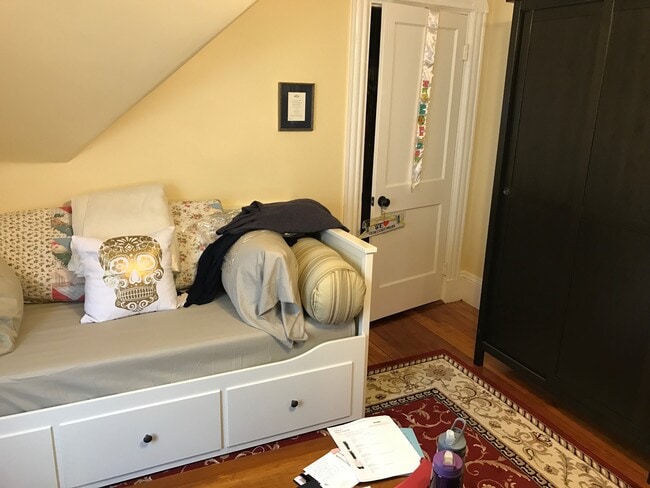 Photo - 21 Chandler St Unit 3