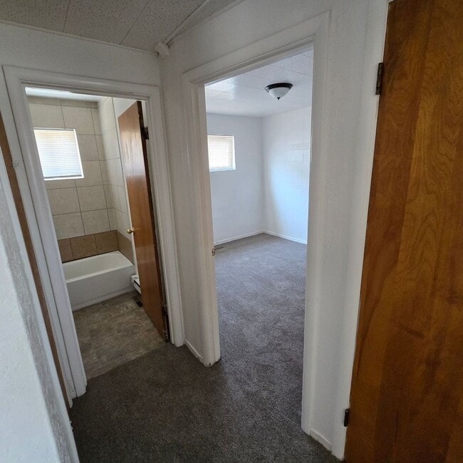 85 NW 8th St Unit 85 NW 8th St
