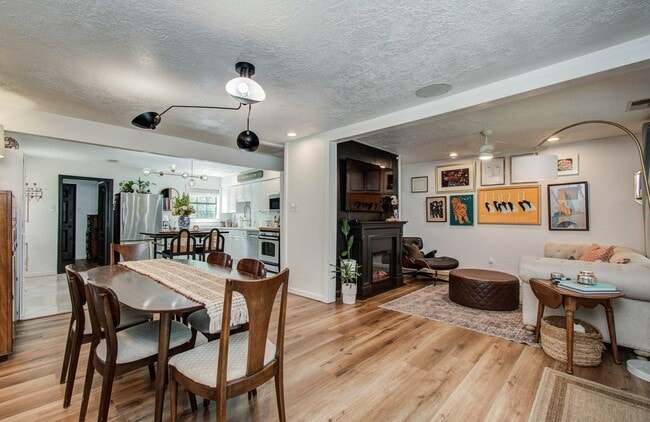 Photo - 1612 Bonner E St