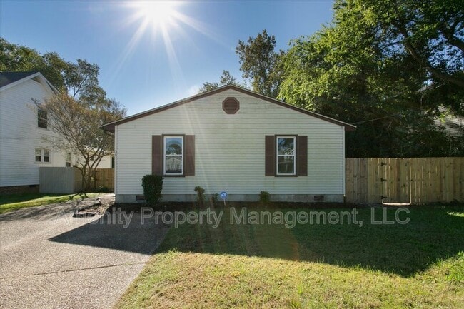 Photo - 36 Old Fox Hill Rd