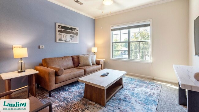Building Photo - 97 Market Point Dr Unit 617