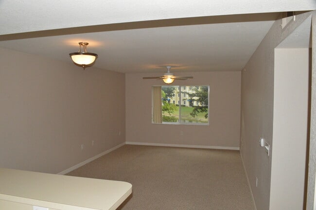 Photo - 8214 Key Royal Cir