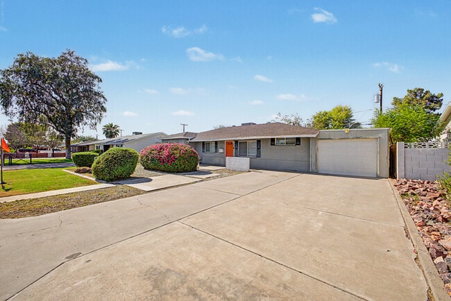 Photo - 2514 E Campbell Ave
