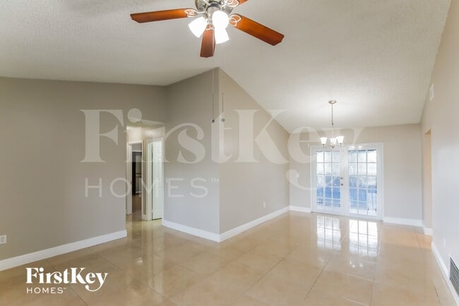 Photo - 8410 NW 27th Pl