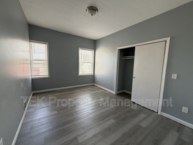 Photo - 751-757 West Main Street