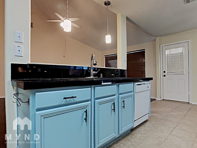 Photo - 4207 Tawakon Dr