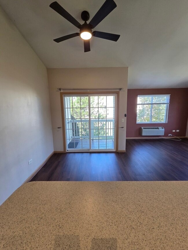 Photo - 2125 Silverstone Dr