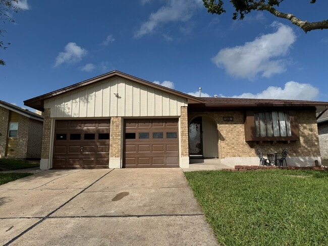 Building Photo - 3114 Kleinmann Ave
