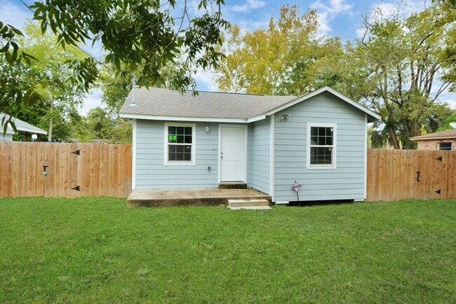 Photo - 7429 Springdale St Casa