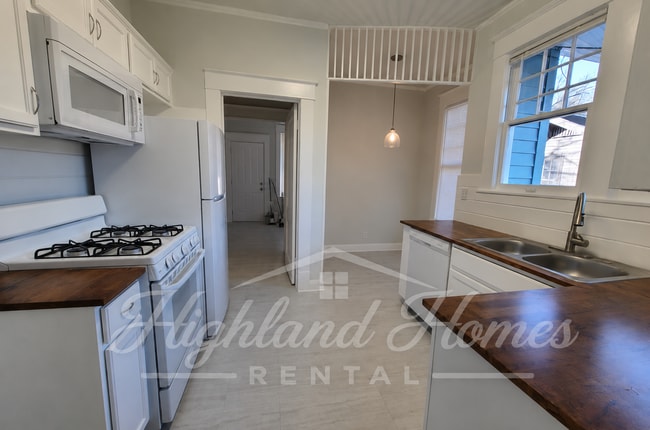 Photo - 515 Boulevard St