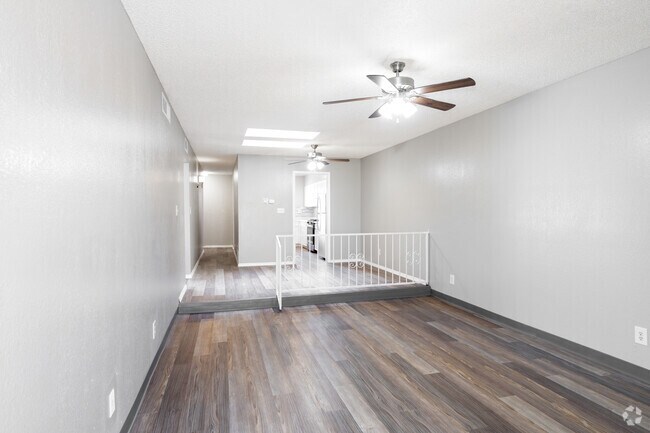 2BR, 1BA - 1,035SF - Living Room