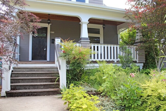 Photo - 4418 NE 11th Ave