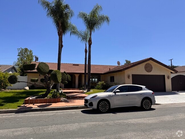 Building Photo - 22376 Algunas Rd Rental