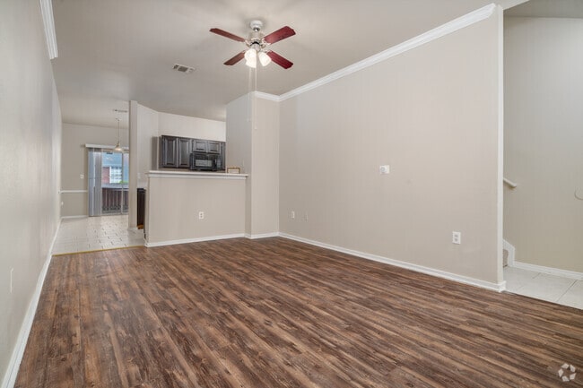 3BR, 2BA - 1327SF - Living Room - Houston Street Townhomes