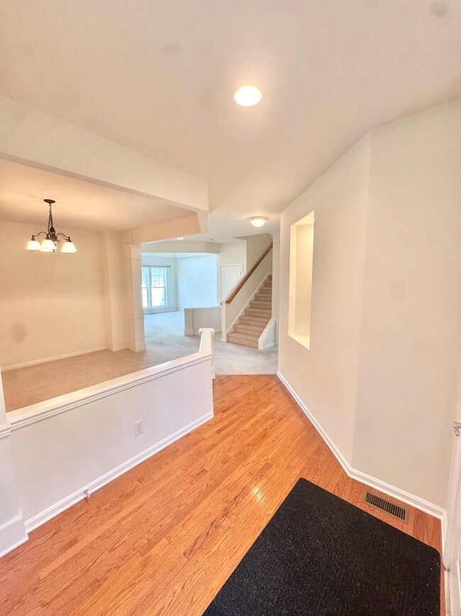 Photo - THREE BEDROOM/2.5 BATH TOWNHOME located in PARKLAND School District!