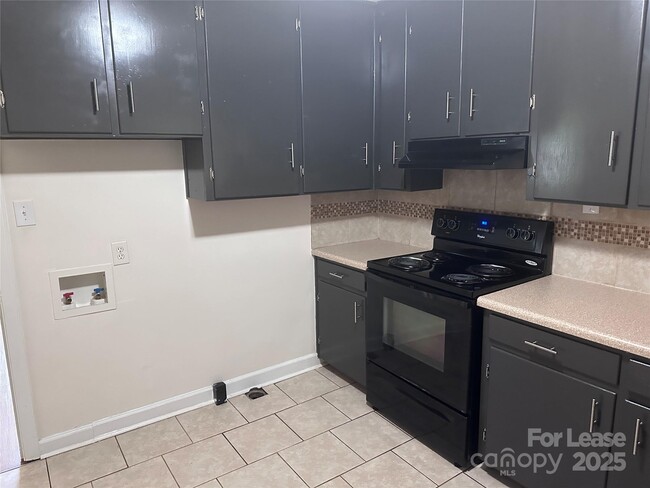 Photo - 3406 June Dr