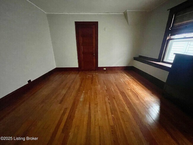 Photo - 1401 E Breckinridge St Unit 4