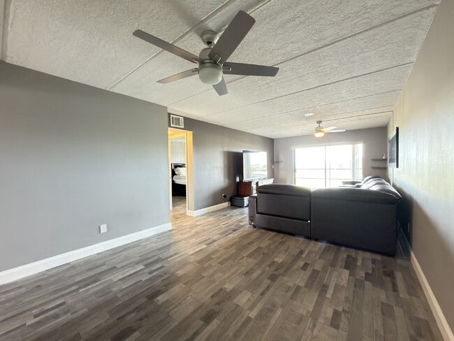 Photo - Wickham Road Condo