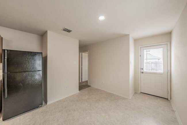 Photo - 8864 Valley River Dr