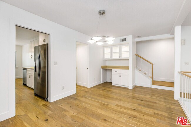 Photo - 13107 Mindanao Wy