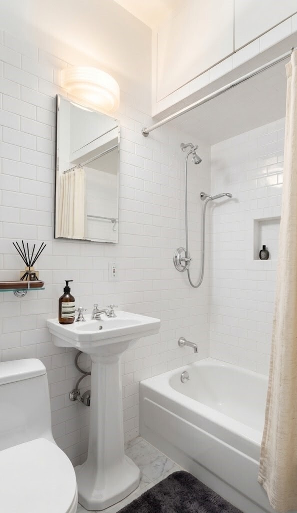 Photo - 164 W 88th St