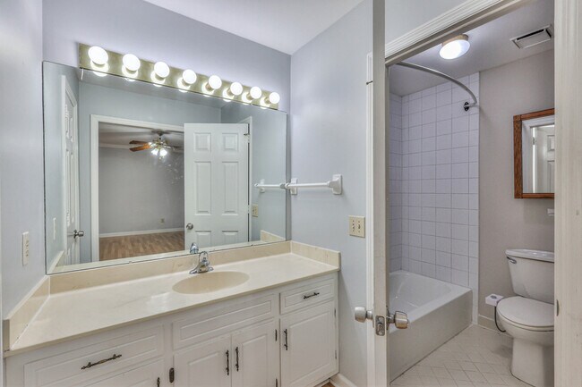 Photo - 621 Brentwood Pointe Rental