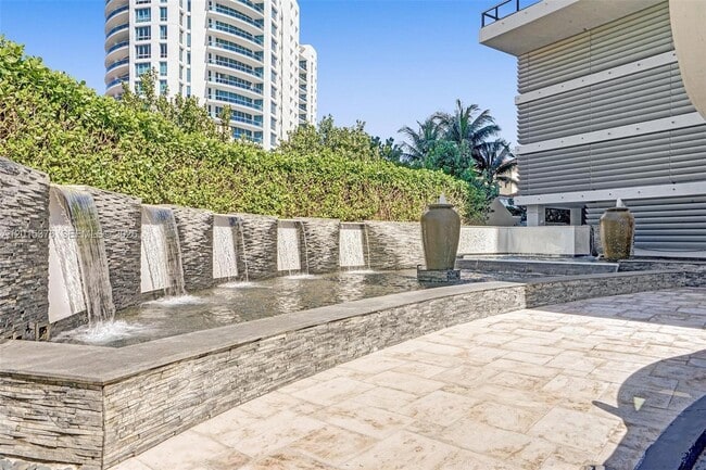 Photo - 5875 Collins Ave Unit 1803