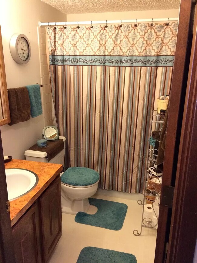 Photo - 3922 Ontario St