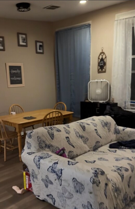 Photo - 3278 Main St Unit 1