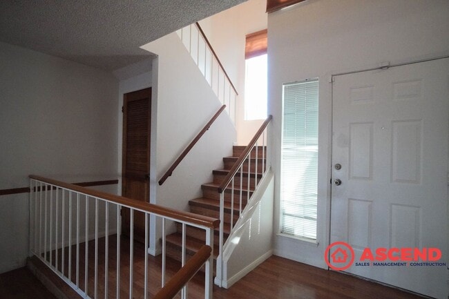 Photo - Splendid Home In East Bakersfield!