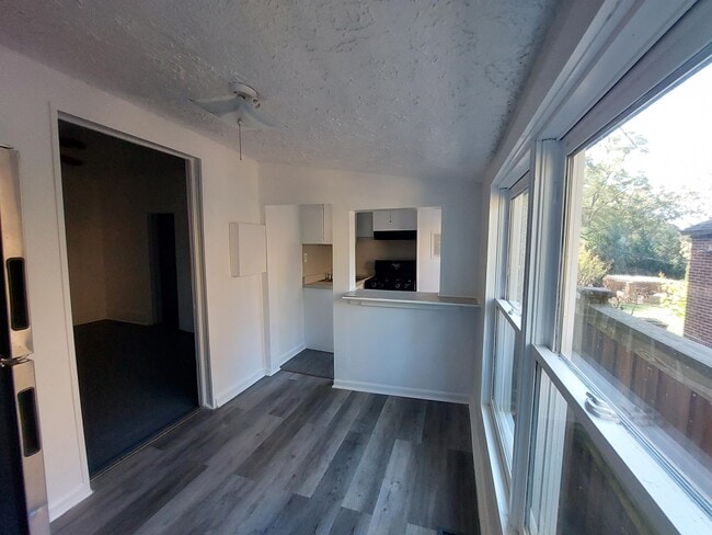 Photo - 547 Atlanta Ave SE