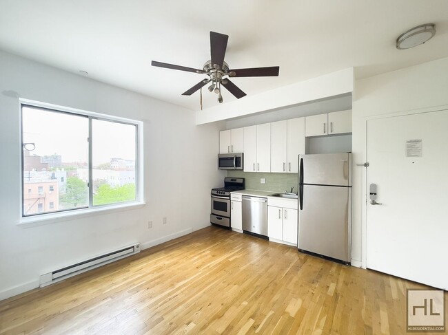 Sunlit Bushwick 2-Bed Plus a 3rd Room / Pr... - Sunlit Bushwick 2-Bed Plus a 3rd Room / Pr... Apartamento Unidad 5F