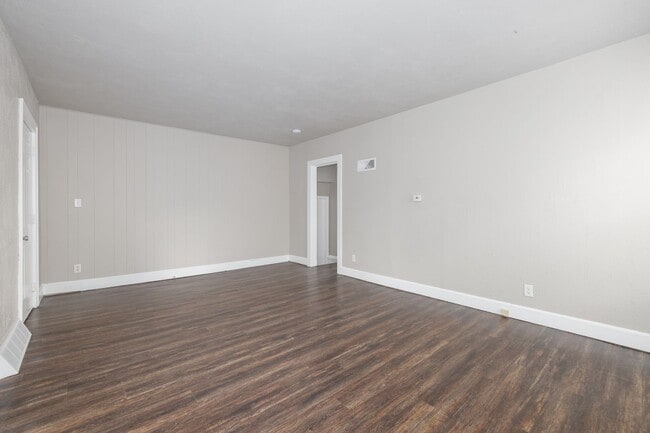 Photo - 17 6th St Unit 17 E 6th St