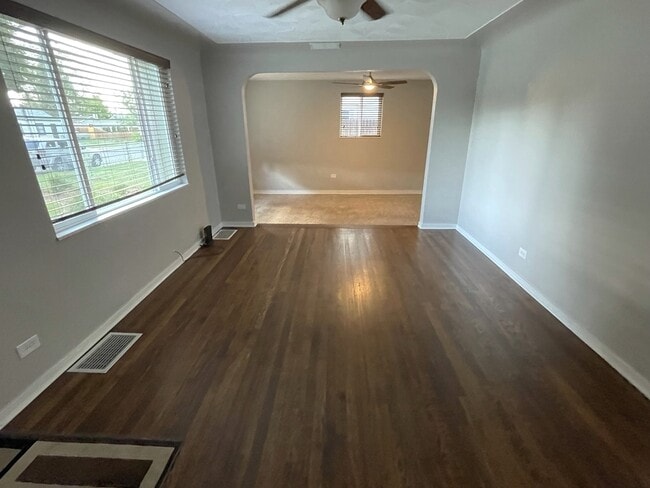 Photo - 1920 Willow St