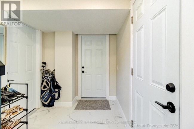 Photo - 37 Bentworth Ave