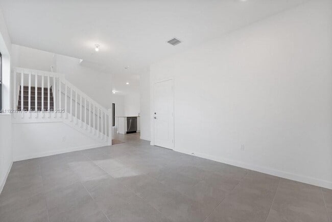 Photo - 286 SW 159th Dr