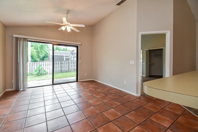 Photo - 11015 Felton Ct