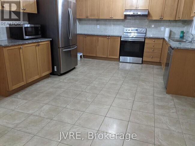 Photo - 31 Cookview Dr