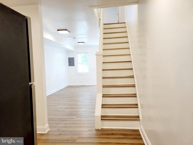 Photo - 128 E Pall Mall St