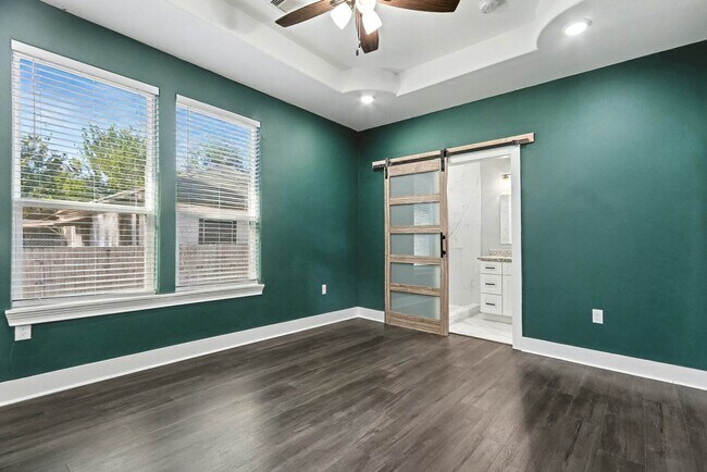 Photo - 3442 Noah St