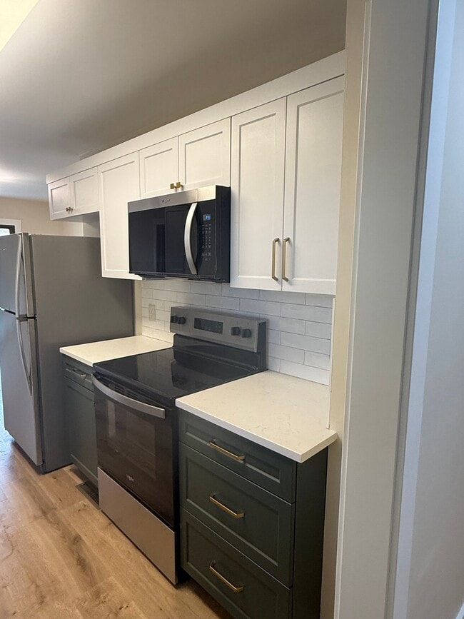 Photo - 2405 Farmstead St