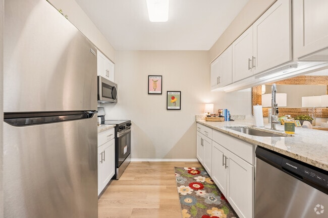 2 habitaciones, 1 baño - 950 pies cuadrados - Cocina - Kendall Place