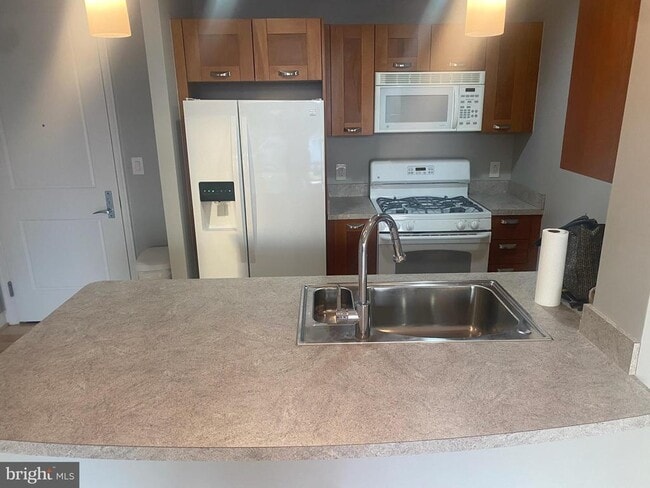 Photo - 5750 Bou Ave Unit 704