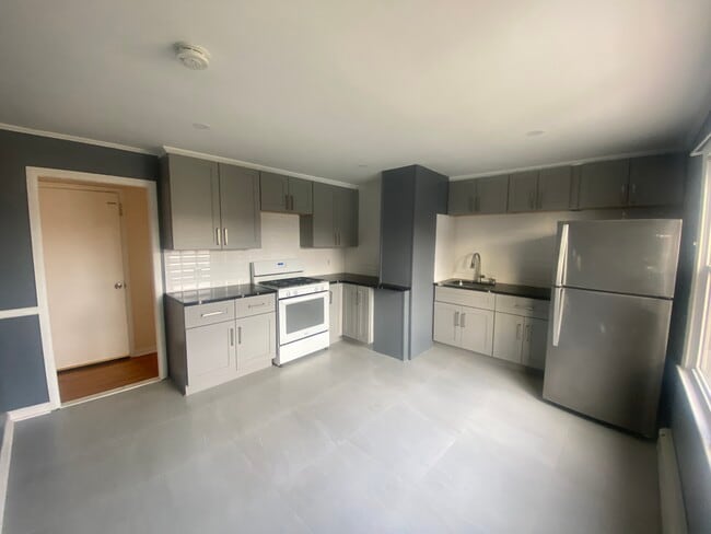 Photo - 25 Melrose Pl Apartments Unit 2F
