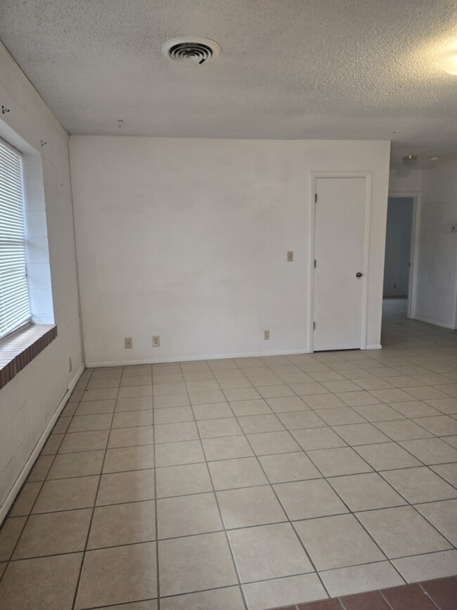 Photo - 712 S Washington Ave